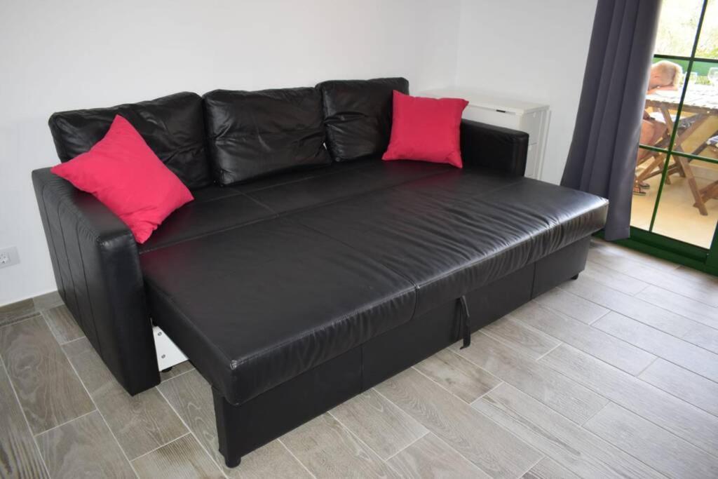 Appartement Bouganville Rez-De-Chaussee Wifi Costa De Antigua Kültér fotó